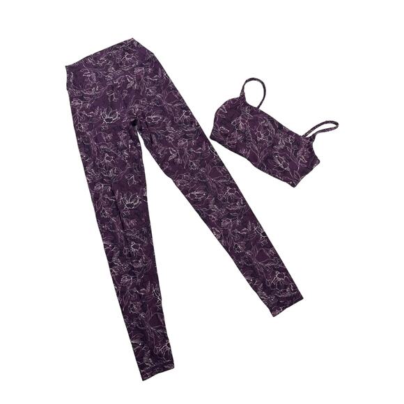 Stori - Floral Sports Bra and Leggings Set in Purple and White - Picture 1 of 2